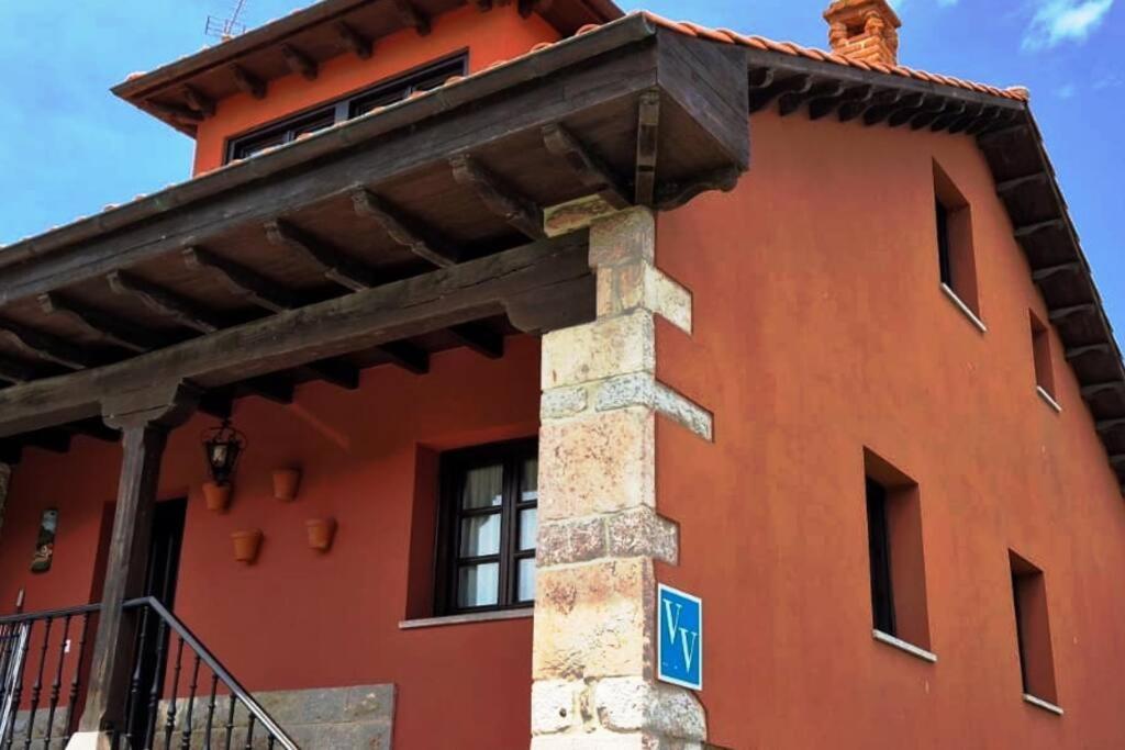 Llames de Pría Vivienda Vacacional La Tejavana מראה חיצוני תמונה